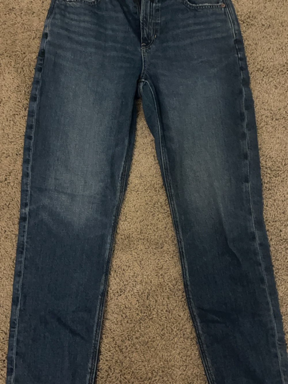 American Eagle Outfitters  women’s Dark Blue Straight Jeans (mom jeans)